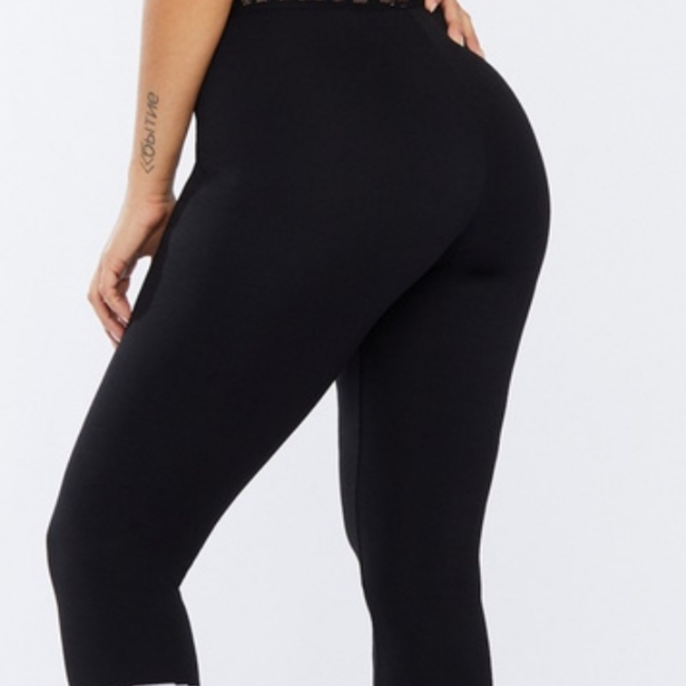 Savage X Fenty Logo Tights - Picture 3 of 4